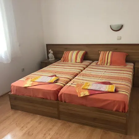 Apartment First Line In Next To Marina Complex Sveti Vlas